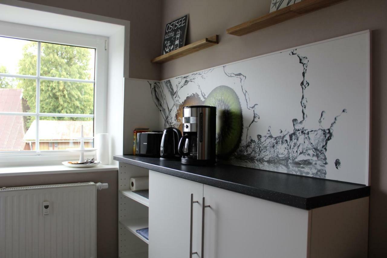 Op'N Doerp Apartments Barsbek Esterno foto